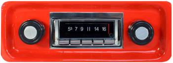 What Bluetooth features does the radio offer?
